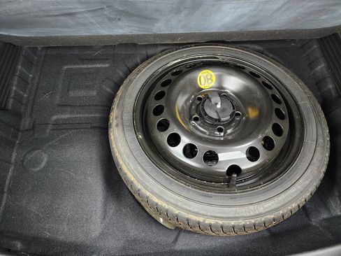 Used 2022 Chevrolet TrailBlazer RS w/ Convenience Package image 27