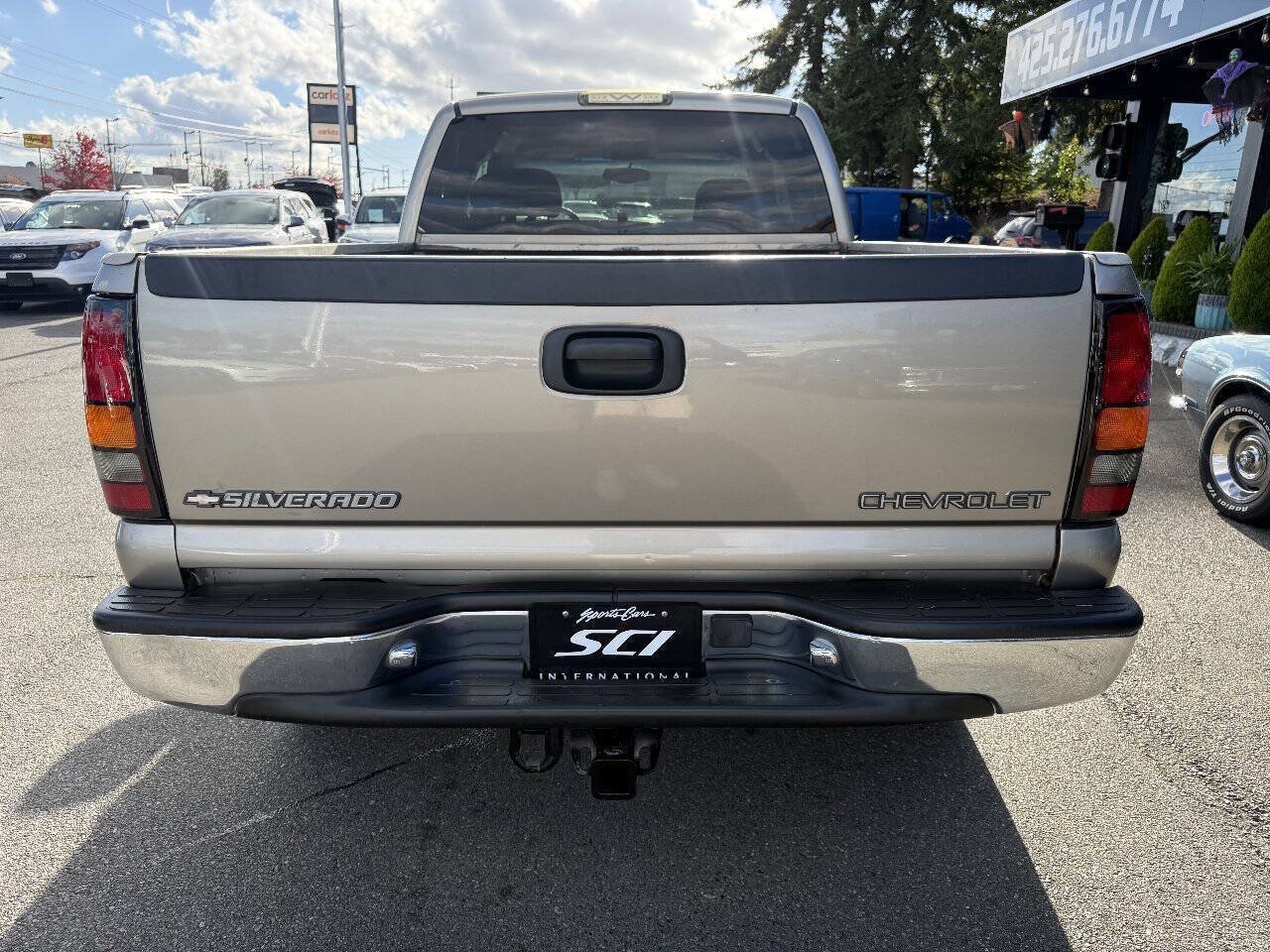Used 2001 Chevrolet Silverado 2500 LS w/ Firm Ride Suspension Pkg AWD/4WD image 4