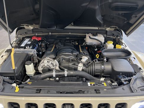 Used 2022 Jeep Wrangler Unlimited Rubicon image 38