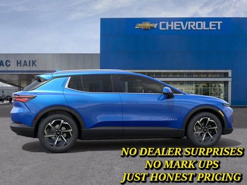 New 2026 Chevrolet Equinox EV LT w/ LPO, All-Weather Mat Package image 5