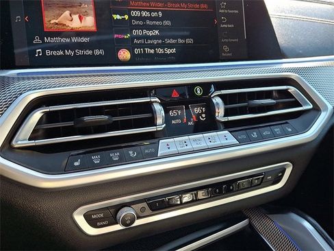 Used 2023 BMW X6 xDrive40i w/ M Sport Package image 15