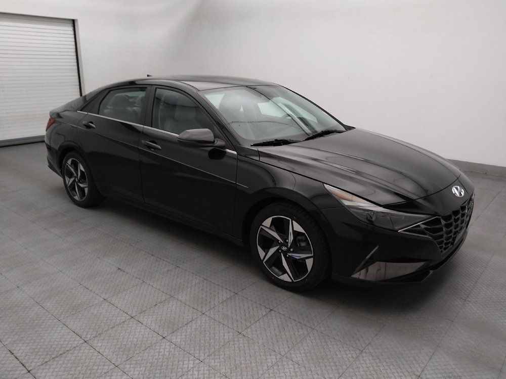 Used 2023 Hyundai Elantra Limited FWD image 11