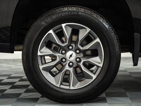 Used 2019 Chevrolet Silverado 1500 RST AWD/4WD image 19