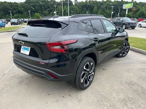 New 2026 Chevrolet Trax RS w/ Driver Confidence Package FWD image 8
