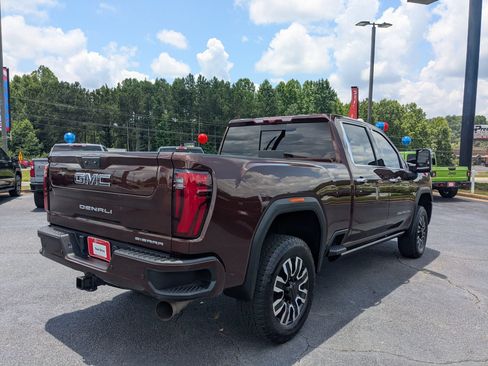 Used 2024 GMC Sierra 2500 Denali Ultimate w/ Max Trailering Package AWD/4WD image 5