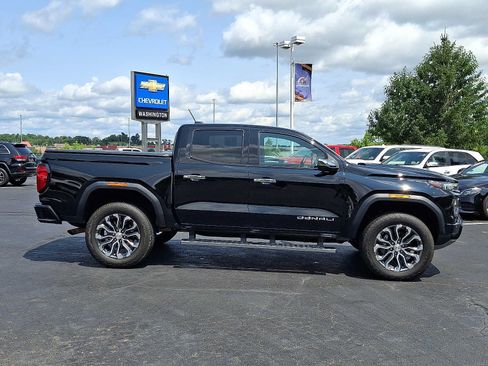 Used 2023 GMC Canyon Denali AWD/4WD image 7