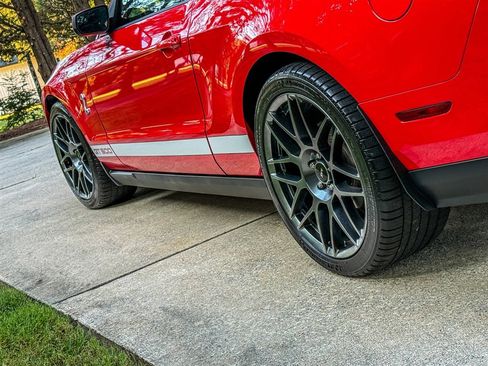 Used 2012 Ford Mustang Shelby GT500 w/ SVT Performance Pkg RWD image 23
