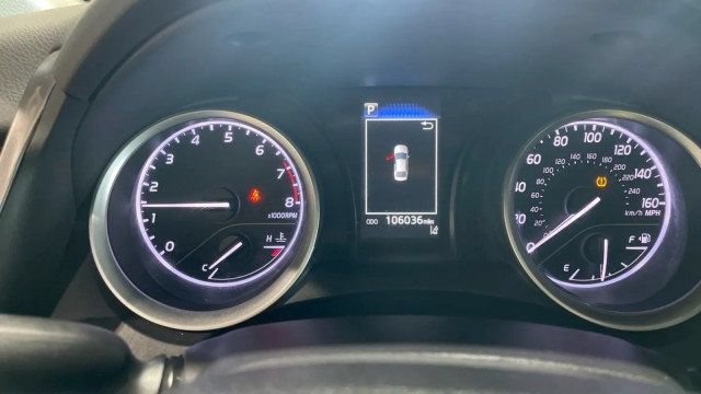 Used 2021 Toyota Camry LE FWD image 19