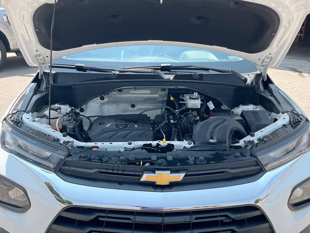 Used 2021 Chevrolet TrailBlazer LT AWD/4WD image 30