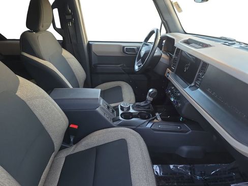 Used 2025 Ford Bronco Big Bend image 17