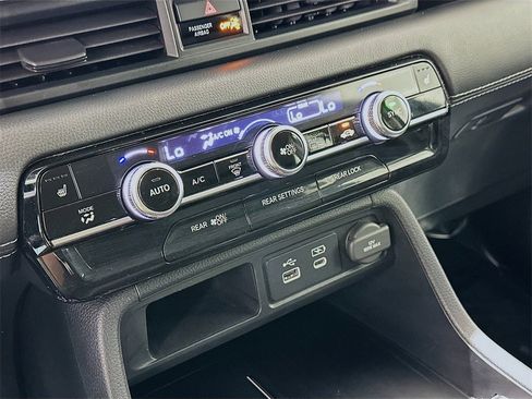 Used 2023 Honda Pilot EX-L image 15