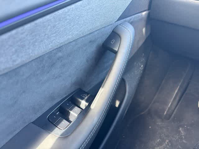 Used 2026 Tesla Model Y AWD image 18