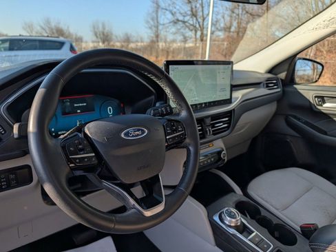 Used 2023 Ford Escape Active w/ Tech Pack #2 image 28