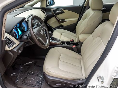 Used 2016 Buick Verano Leather w/ Experience Buick Package FWD image 9
