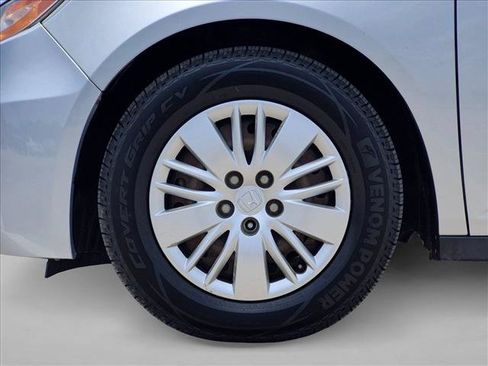 Used 2014 Honda Odyssey LX image 24