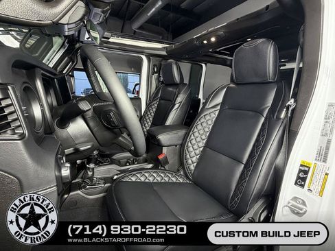 Used 2025 Jeep Wrangler Unlimited Rubicon 4xe w/ Safety Group AWD/4WD image 25