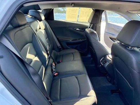 Used 2024 Chevrolet Malibu LT image 27