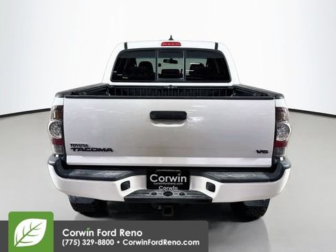 Used 2014 Toyota Tacoma 4x4 Double Cab w/ TRD Sport Package image 8