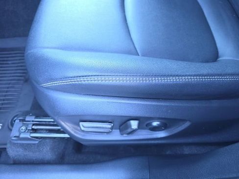 Used 2023 Toyota Corolla Cross XLE w/ Convenience Package image 15