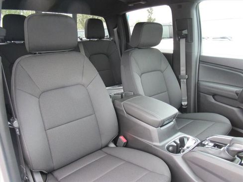 New 2026 GMC Canyon Elevation w/ Convenience Package image 9