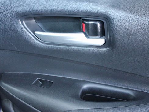 Certified 2021 Toyota Corolla LE image 51