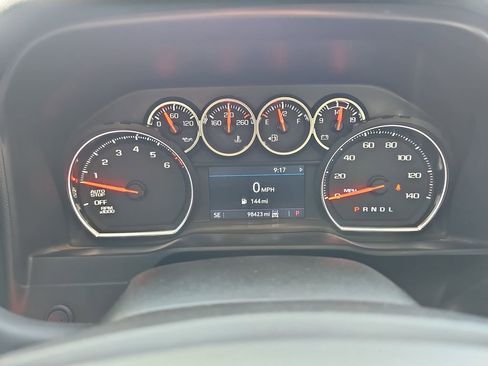 Used 2020 Chevrolet Silverado 1500 LT image 22