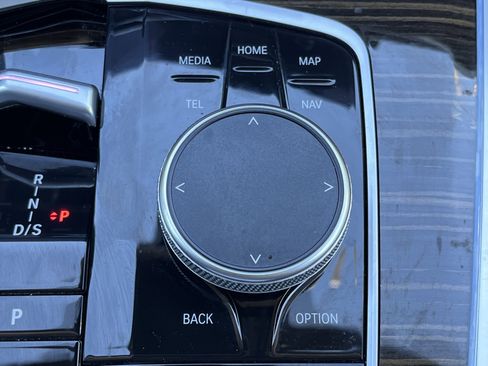 Used 2023 BMW X7 xDrive40i image 8