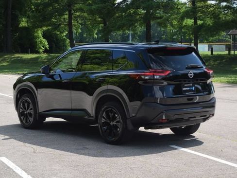 Used 2023 Nissan Rogue SV w/ SV Premium B Package AWD/4WD image 23