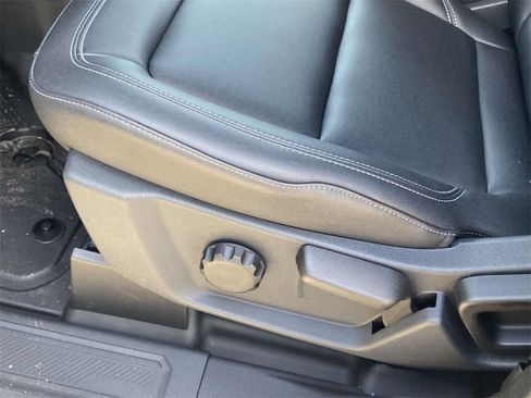 New 2025 Ford Bronco Big Bend w/ Black Diamond Package image 15