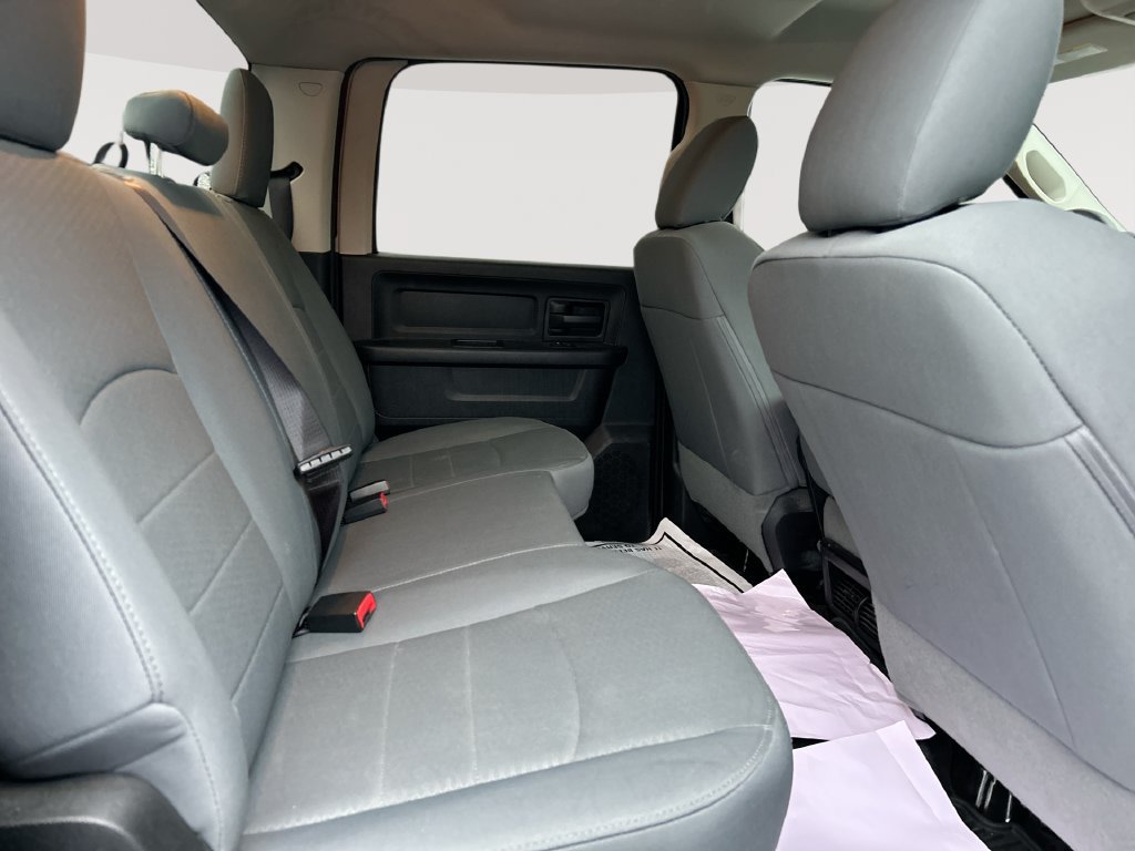 Used 2017 RAM 1500 Express w/ Express Value Package AWD/4WD image 19