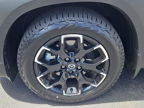 Certified 2025 MAZDA CX-50 Meridian Edition w/ Apex Package AWD/4WD image 4