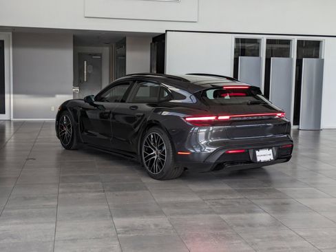 Certified 2023 Porsche Taycan GTS AWD/4WD image 9