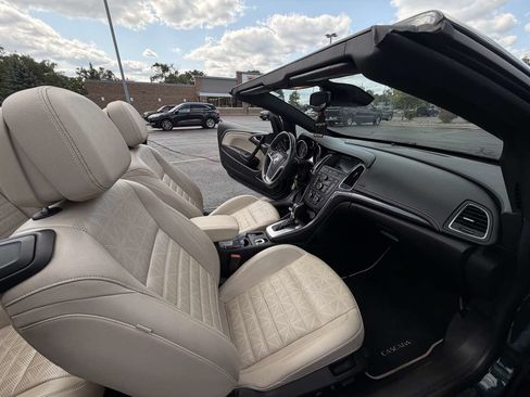 Used 2018 Buick Cascada Sport Touring FWD image 15