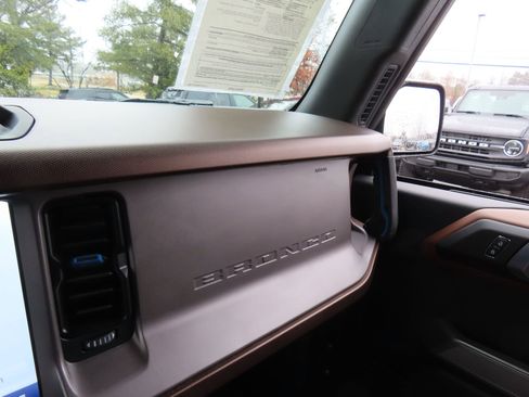 Used 2022 Ford Bronco Outer Banks image 28