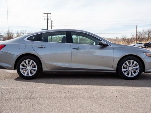 Used 2024 Chevrolet Malibu LT image 4