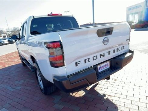 Used 2022 Nissan Frontier S image 8