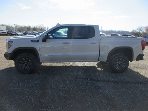 New 2026 GMC Sierra 1500 AT4X image 10