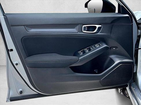 Used 2025 Honda Civic Sport image 17