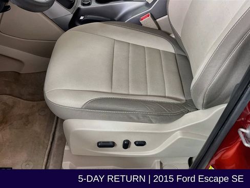 Used 2015 Ford Escape SE w/ Equipment Group 201A AWD/4WD image 24