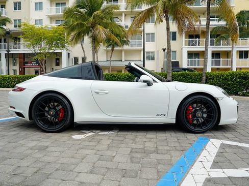 Used 2018 Porsche 911 Targa 4 GTS AWD/4WD image 33