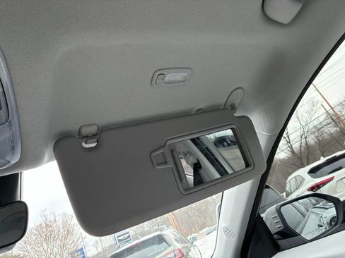 Used 2024 Hyundai Kona SEL image 41