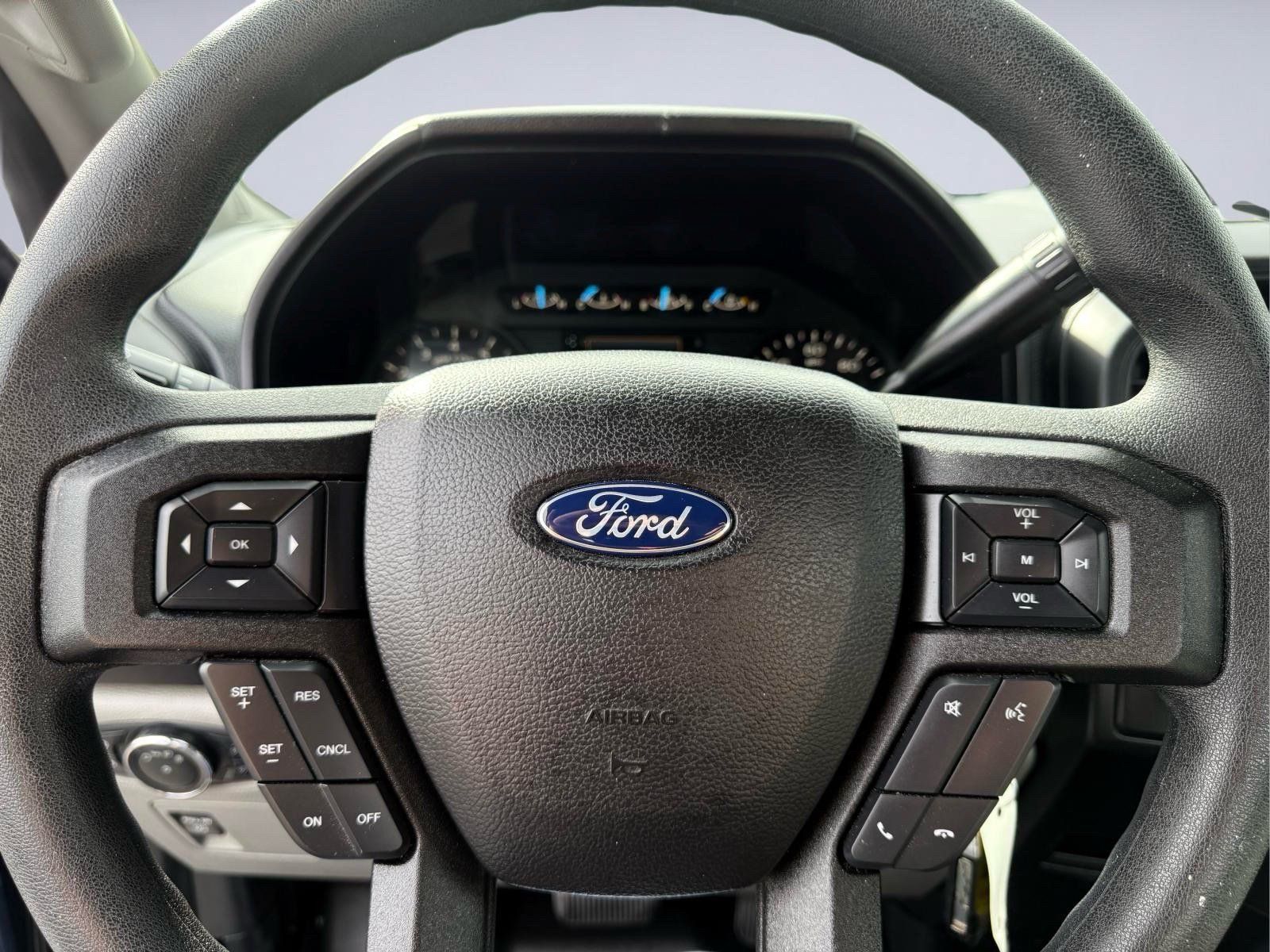 Used 2017 Ford F150 XL w/ Equipment Group 101A Mid AWD/4WD image 30