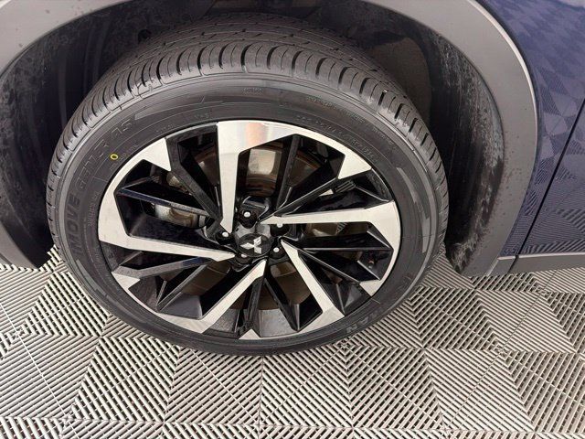 Used 2024 Mitsubishi Outlander SE AWD/4WD image 26