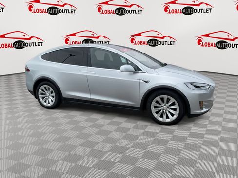 Used 2017 Tesla Model X 100D AWD/4WD image 9