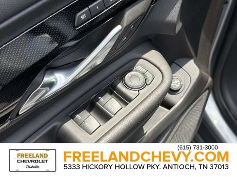 Used 2023 GMC Terrain AT4 AWD/4WD image 21