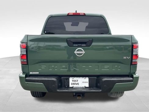 Used 2022 Nissan Frontier SV w/ Technology Package image 6