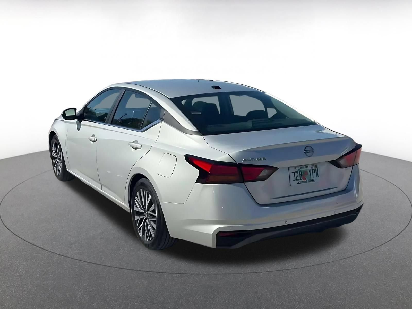 Used 2026 Nissan Altima 2.5 SV FWD image 10