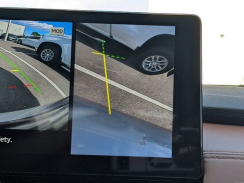 Used 2025 Mitsubishi Outlander SEL image 31