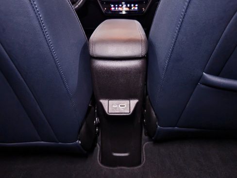 Used 2023 Chevrolet Bolt EUV Premier image 20