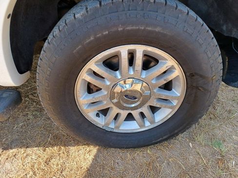 Used 2013 Ford F150 Lariat w/ Mid Equipment Group image 37